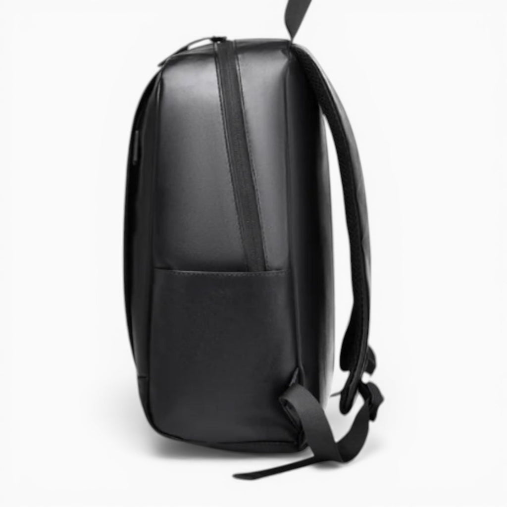 Sac à dos noir en cuir pour homme