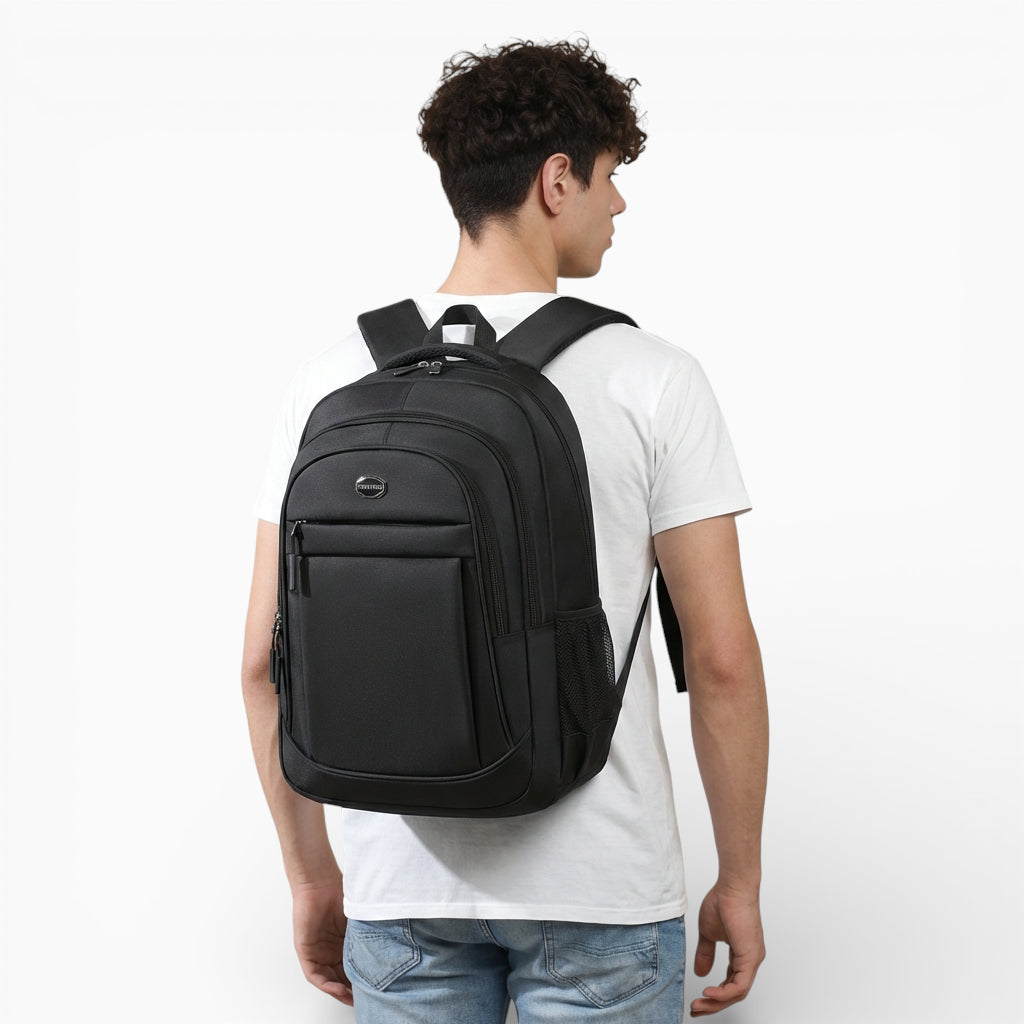 Sac à dos noir robuste pour homme
